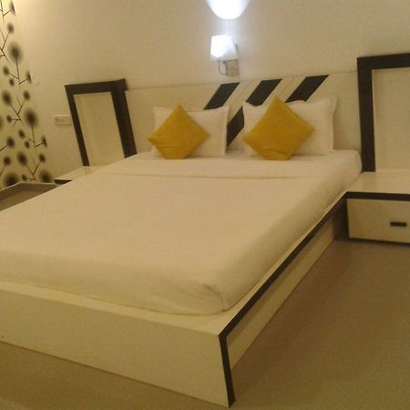 Paparazzi Resort Baga Exterior photo